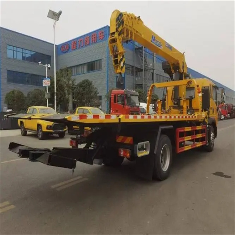 东营附近小随车吊出租电话，轻松解决搬运烦恼