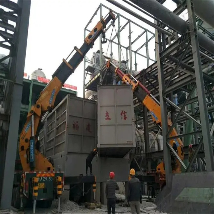 东营折臂吊车租赁电话